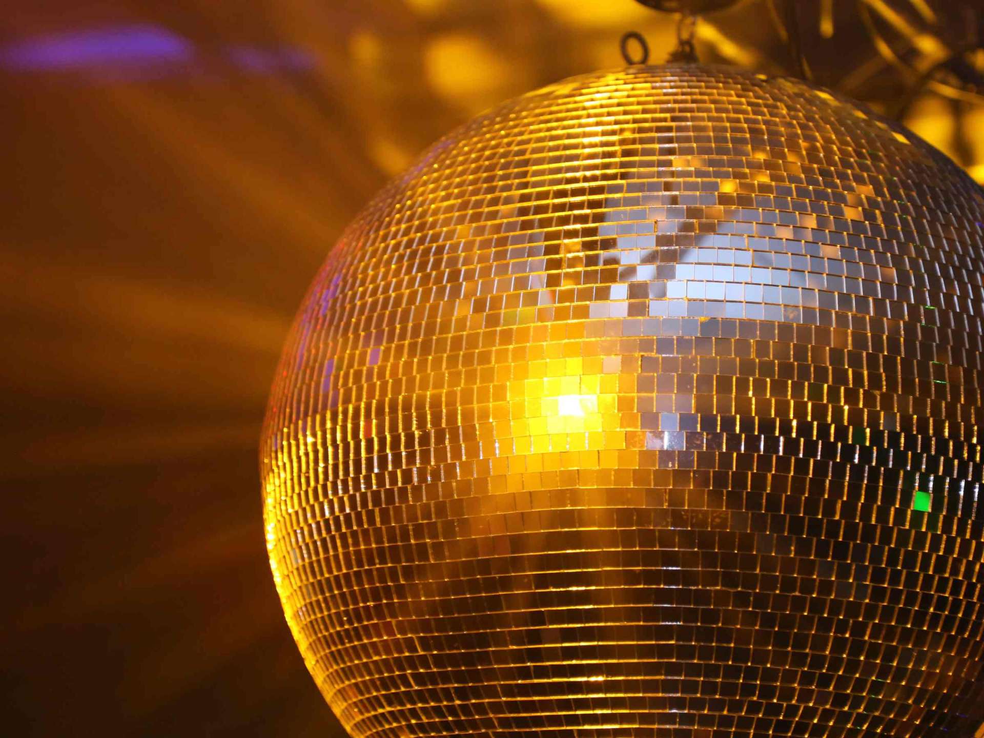Disco Dino party moment