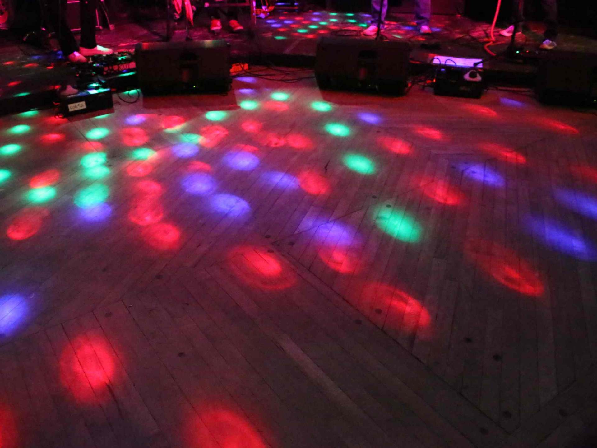 Disco Dino party moment